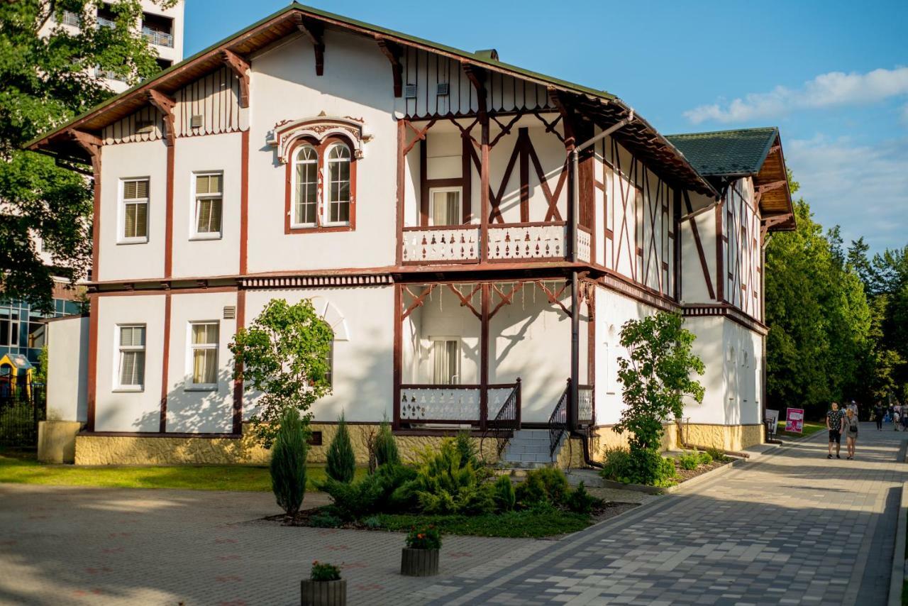 Villa Viktoriya Hotel トラスコヴェッツ エクステリア 写真