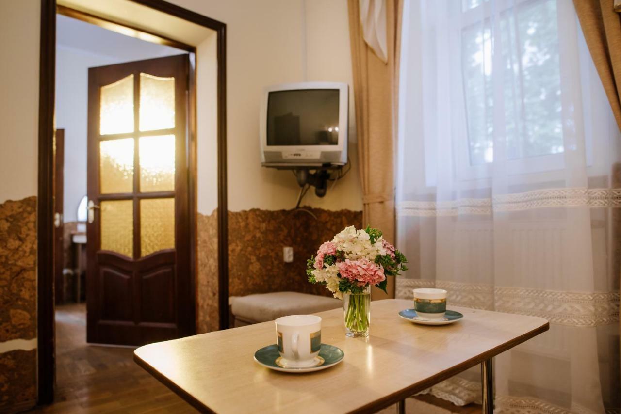 Villa Viktoriya Hotel トラスコヴェッツ エクステリア 写真