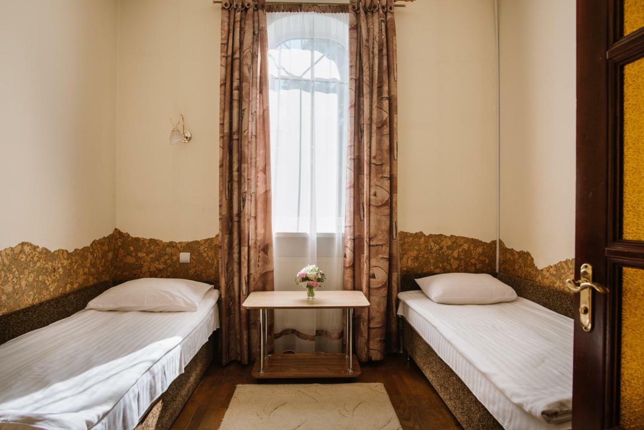 Villa Viktoriya Hotel トラスコヴェッツ エクステリア 写真