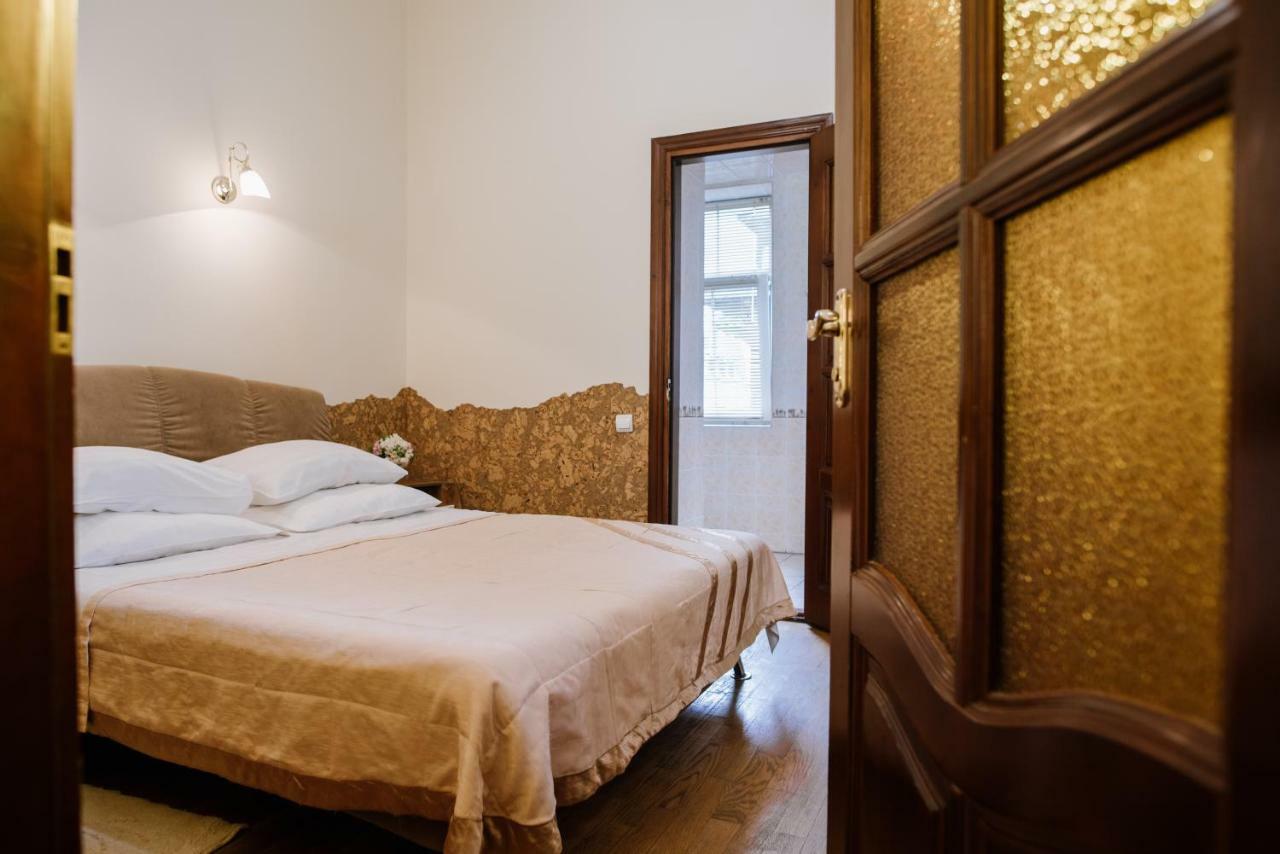 Villa Viktoriya Hotel トラスコヴェッツ エクステリア 写真
